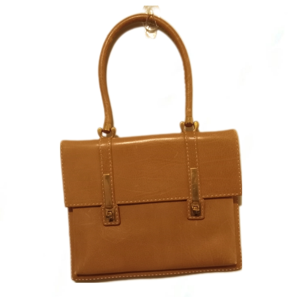 Elegant Tan Leather Handbag